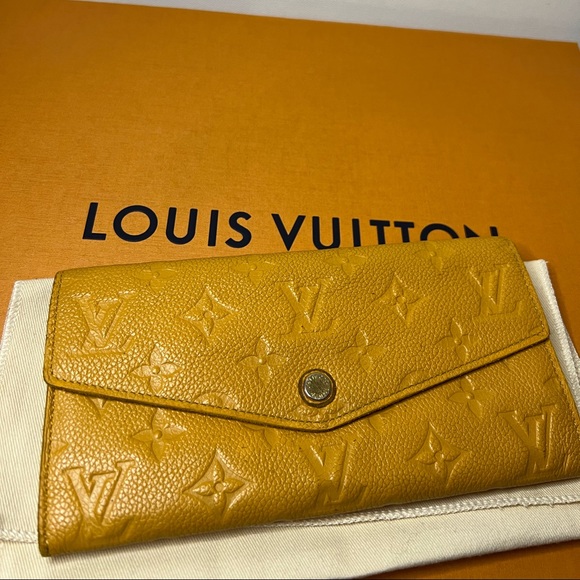 Louis Vuitton Saffron Empriente Leather Curiese Wallet - Picture 1 of 11